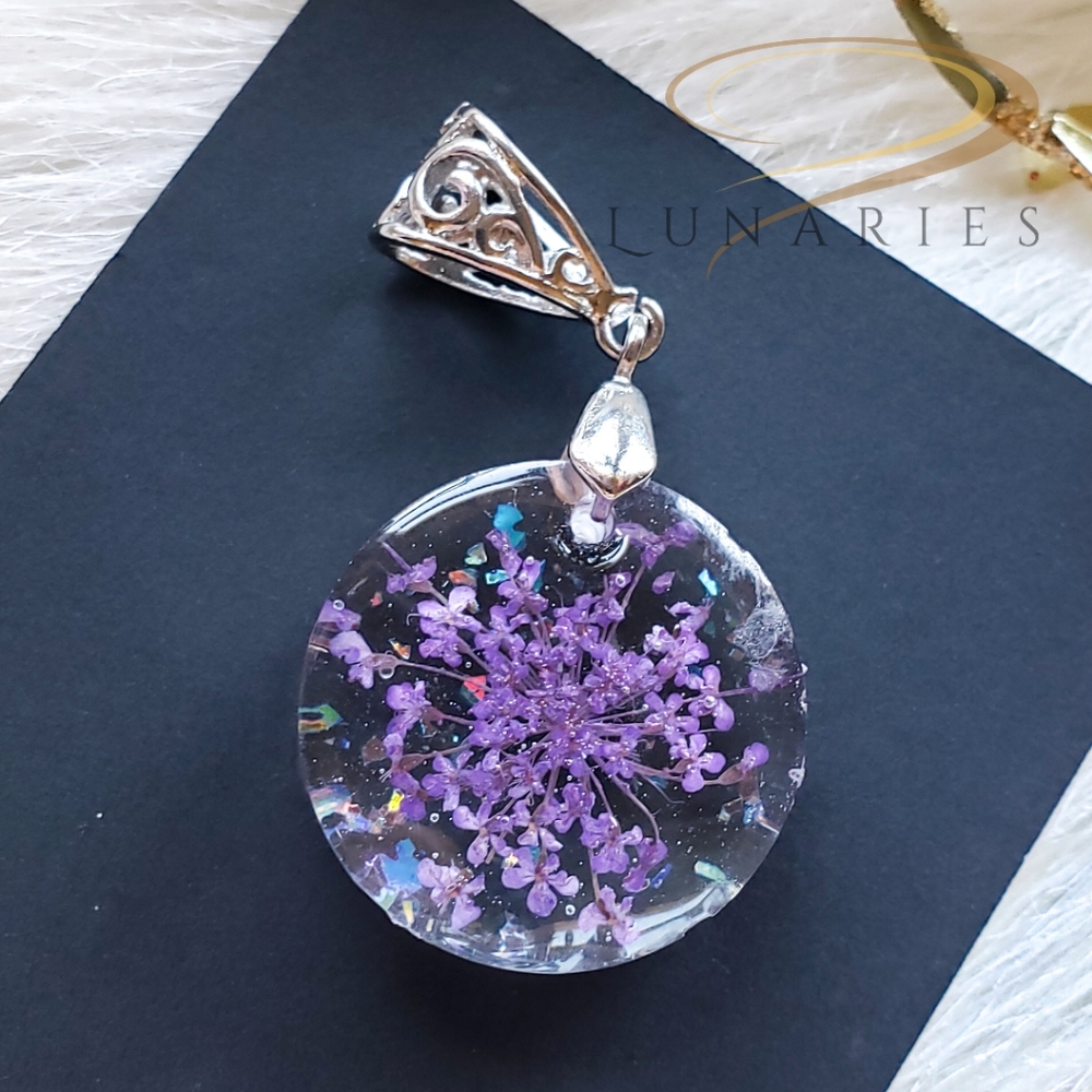 Flower Pendant Necklace, Resin and Dried Flowers, Handmade